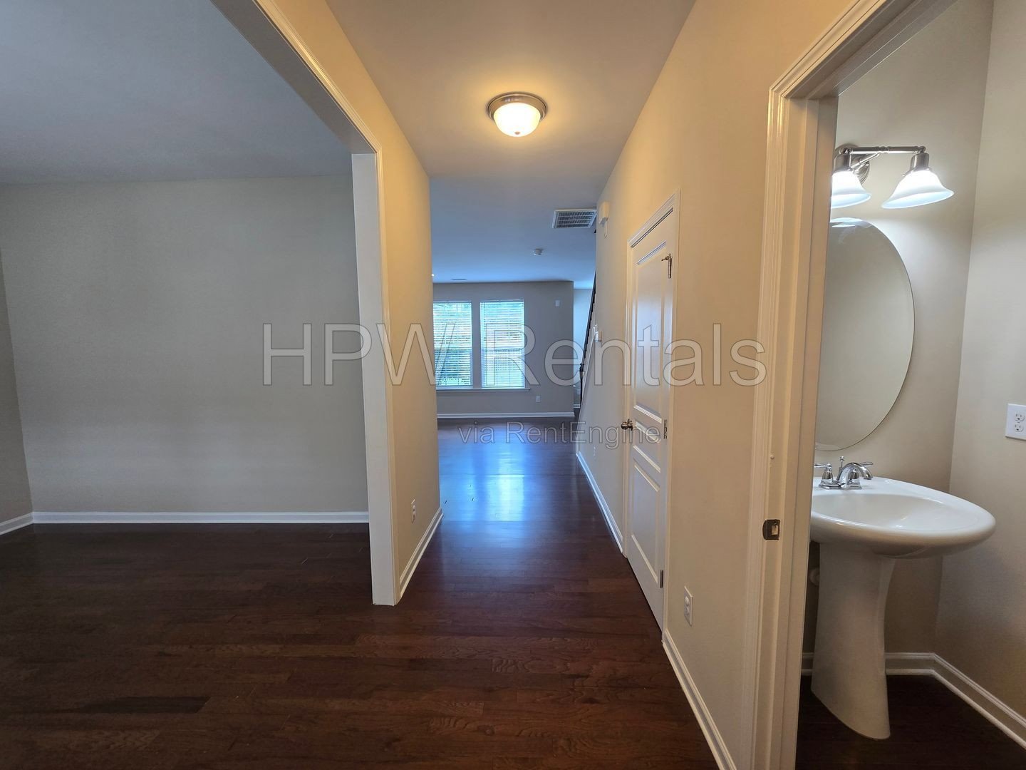 Spacious 4BR, 2.5BA Home with Screened Patio on a Fully Fenced Lot – Convenient Durham Location property image