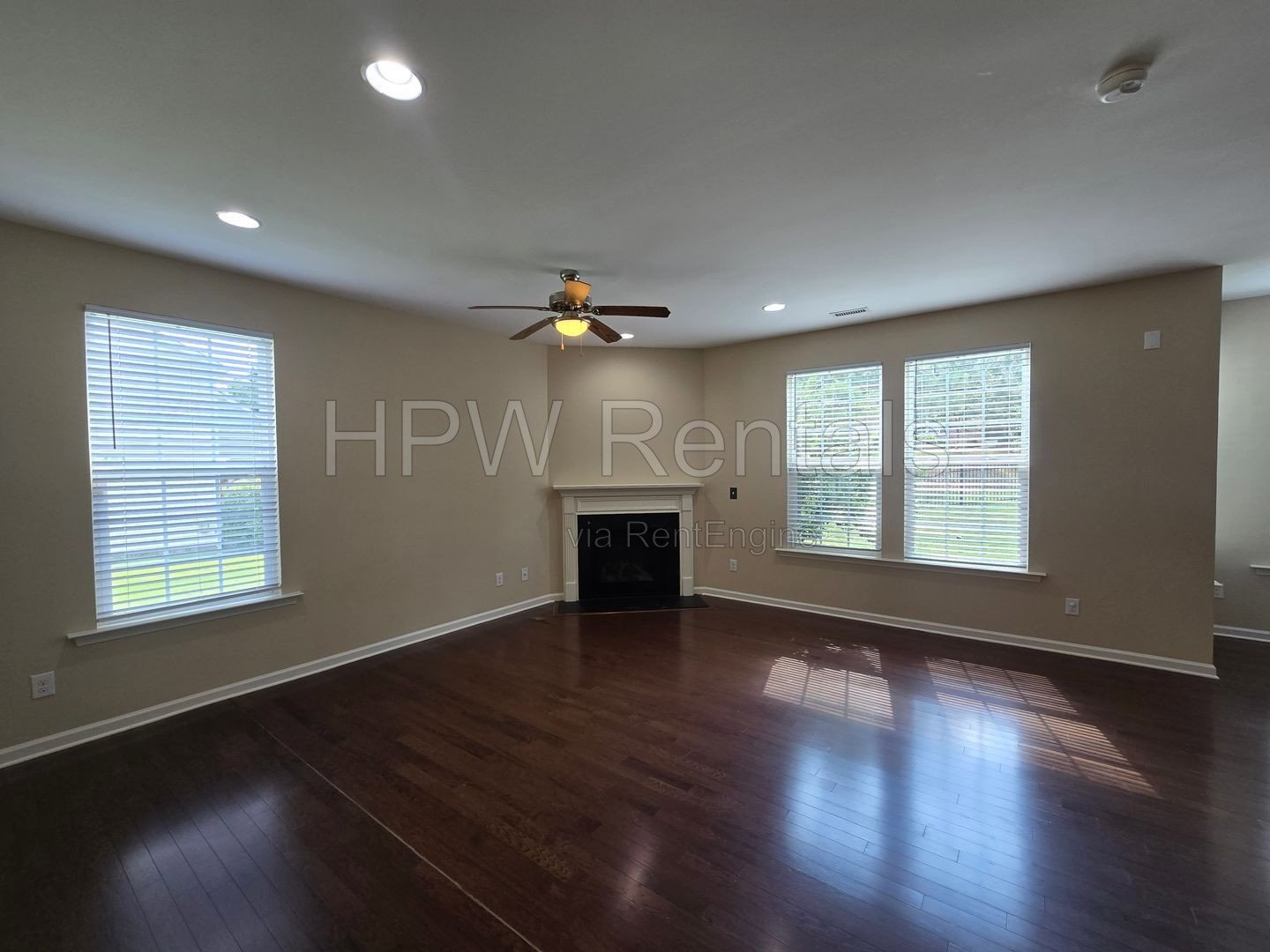 Spacious 4BR, 2.5BA Home with Screened Patio on a Fully Fenced Lot – Convenient Durham Location property image