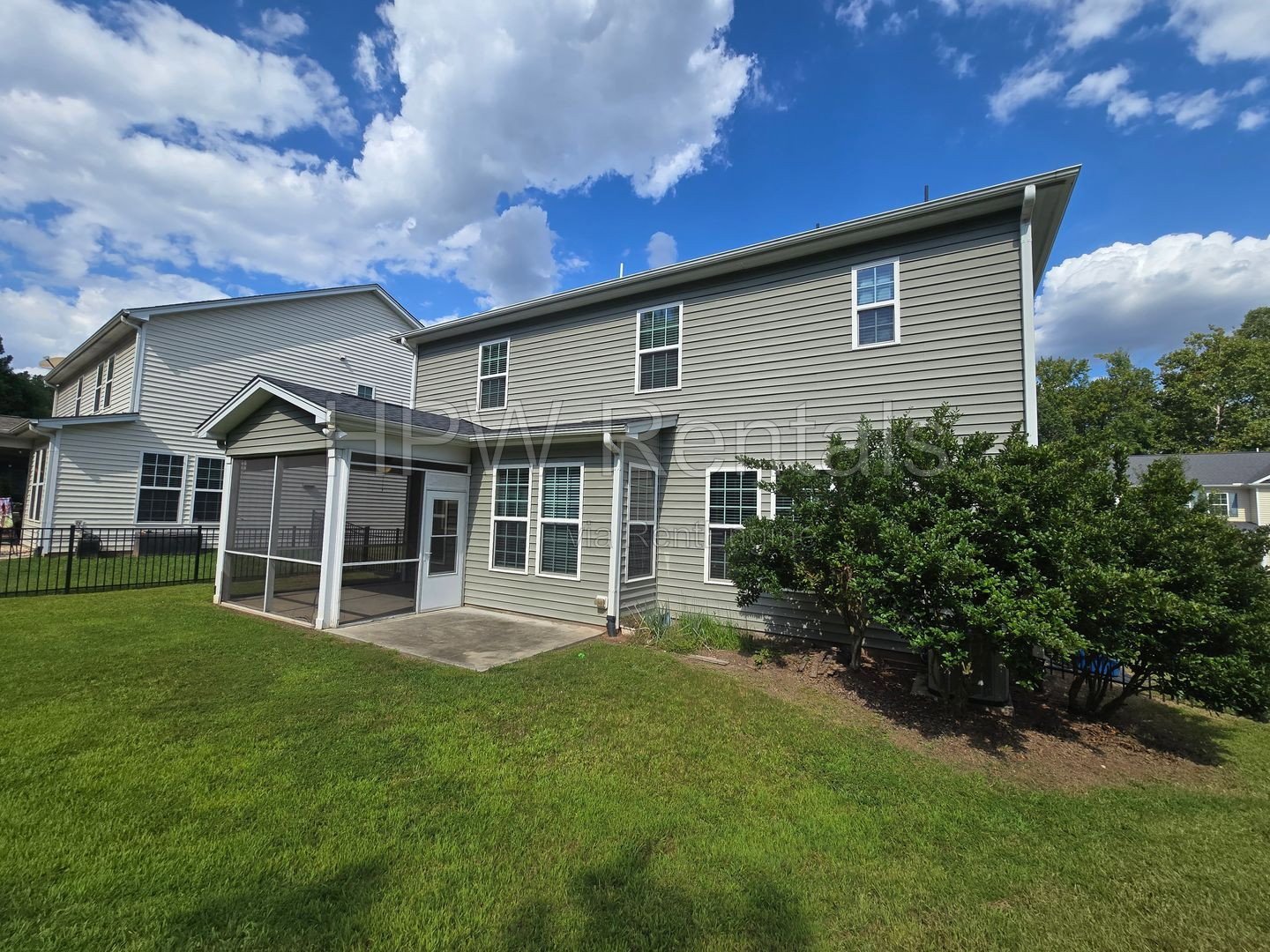 Spacious 4BR, 2.5BA Home with Screened Patio on a Fully Fenced Lot – Convenient Durham Location property image