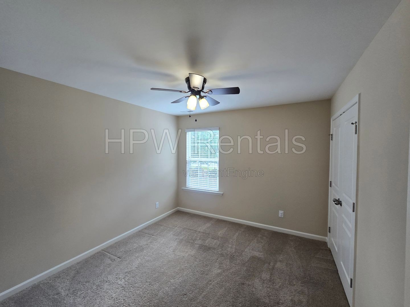 Spacious 4BR, 2.5BA Home with Screened Patio on a Fully Fenced Lot – Convenient Durham Location property image