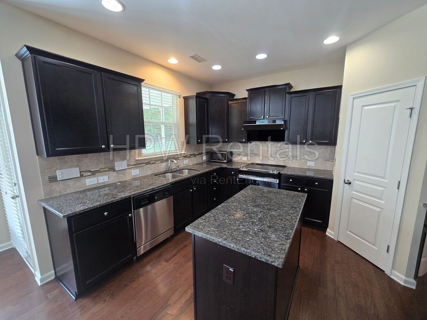 Spacious 4BR, 2.5BA Home with Screened Patio on a Fully Fenced Lot – Convenient Durham Location property image