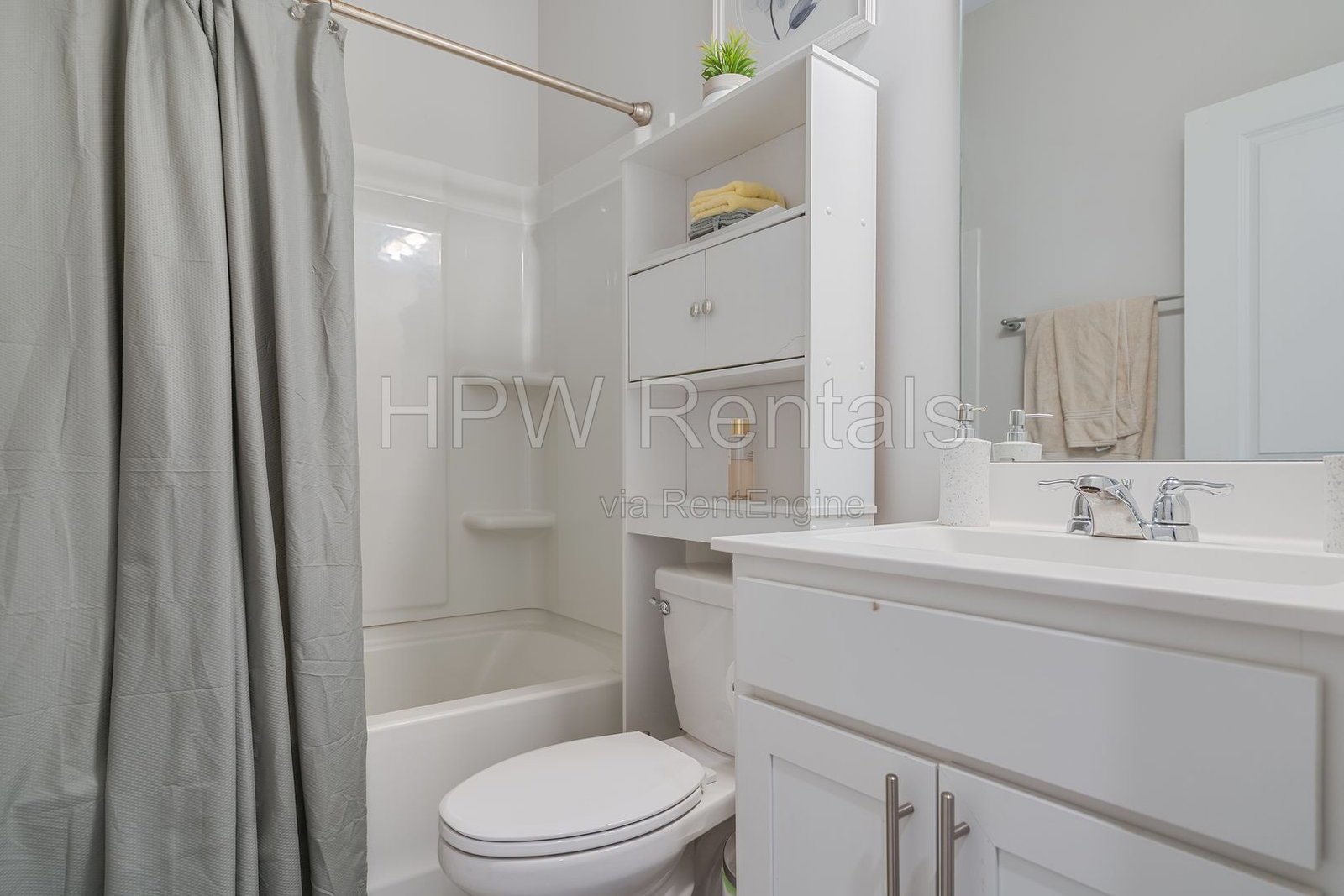 Resort-Style Living at 5401 North – Pool, Fitness Center & Greenway Access! property image
