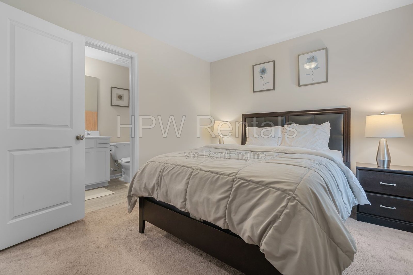 Resort-Style Living at 5401 North – Pool, Fitness Center & Greenway Access! property image
