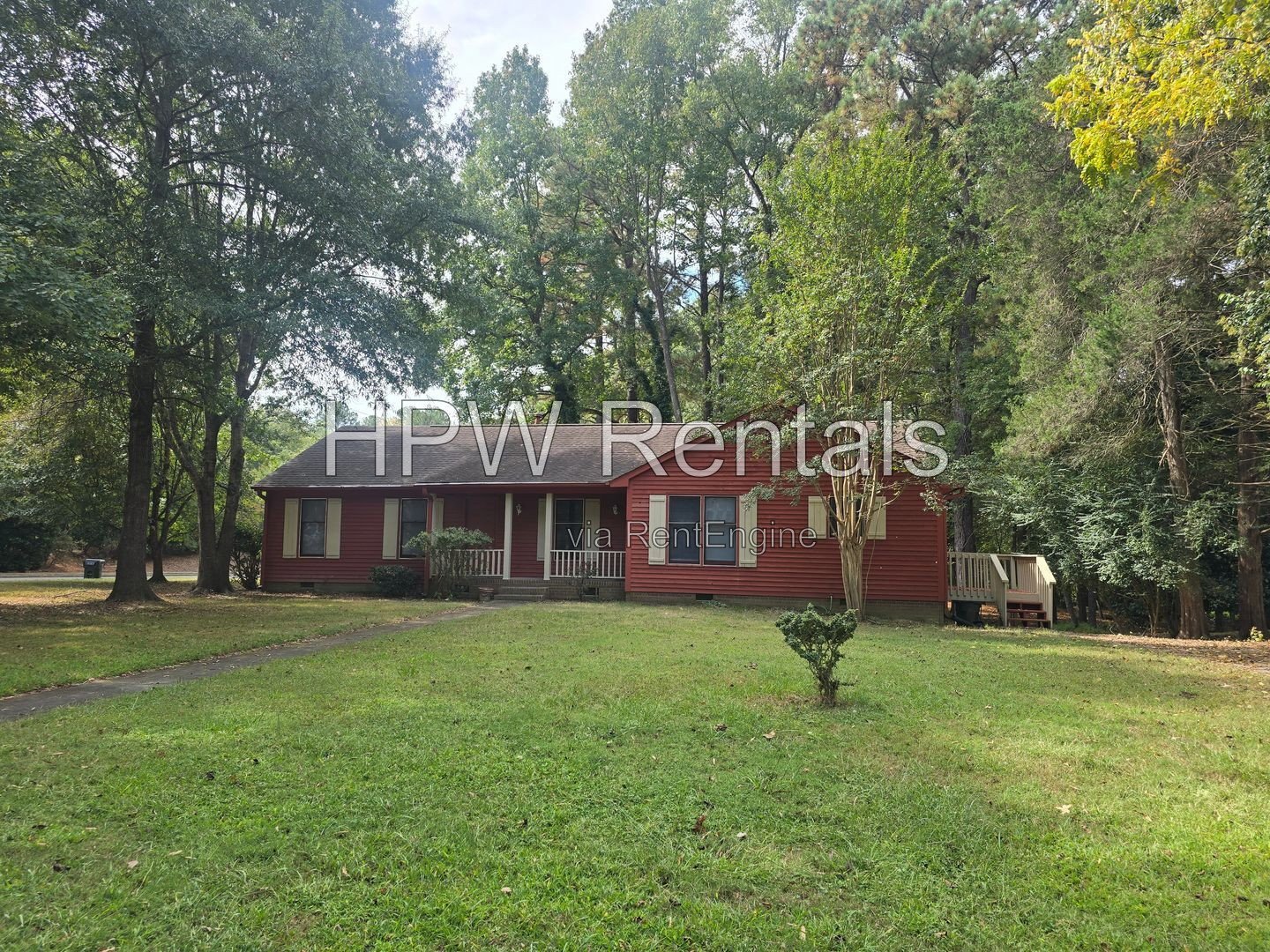 Available 11/15 - 2BR, 1BA Duplex with Private Deck & Driveway property image