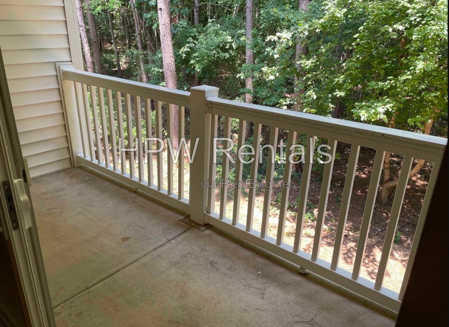 25% OFF 1 MONTH: 2nd floor 3-bedroom condo! property image