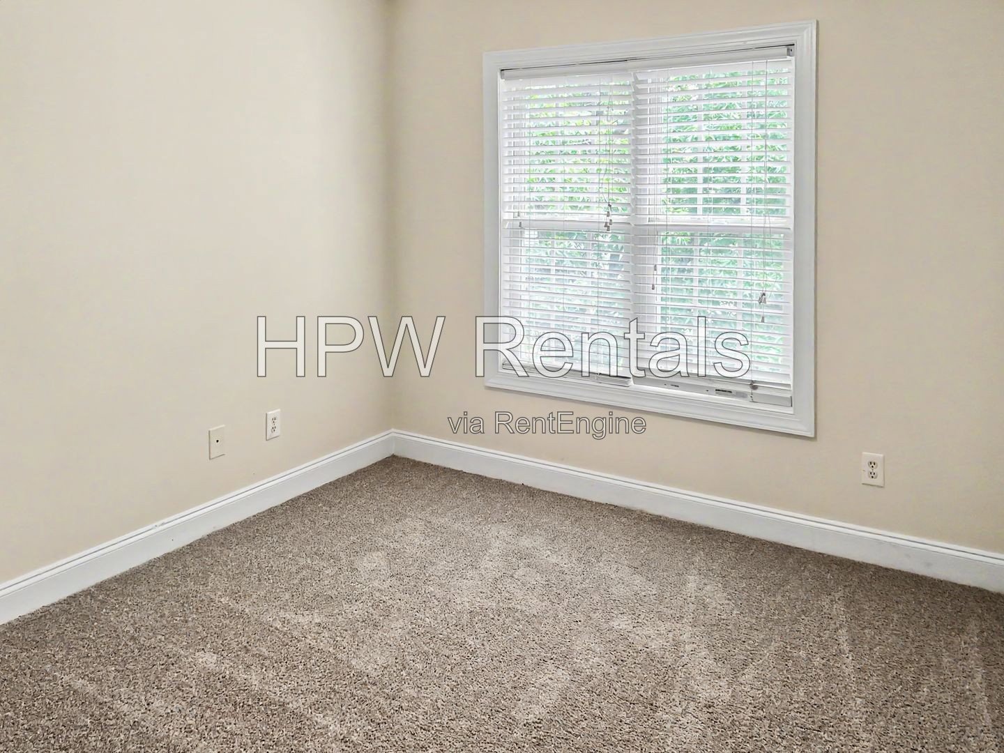 New Hope Crossing property image