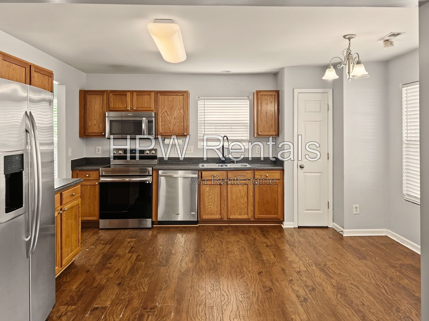Now pre-leasing! property image