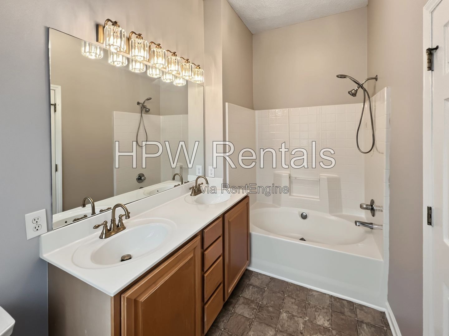 North Raleigh Delight! property image