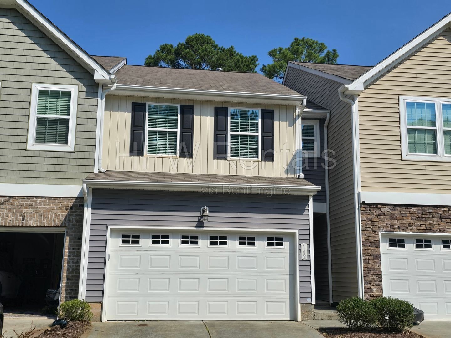 Available NOW! property image