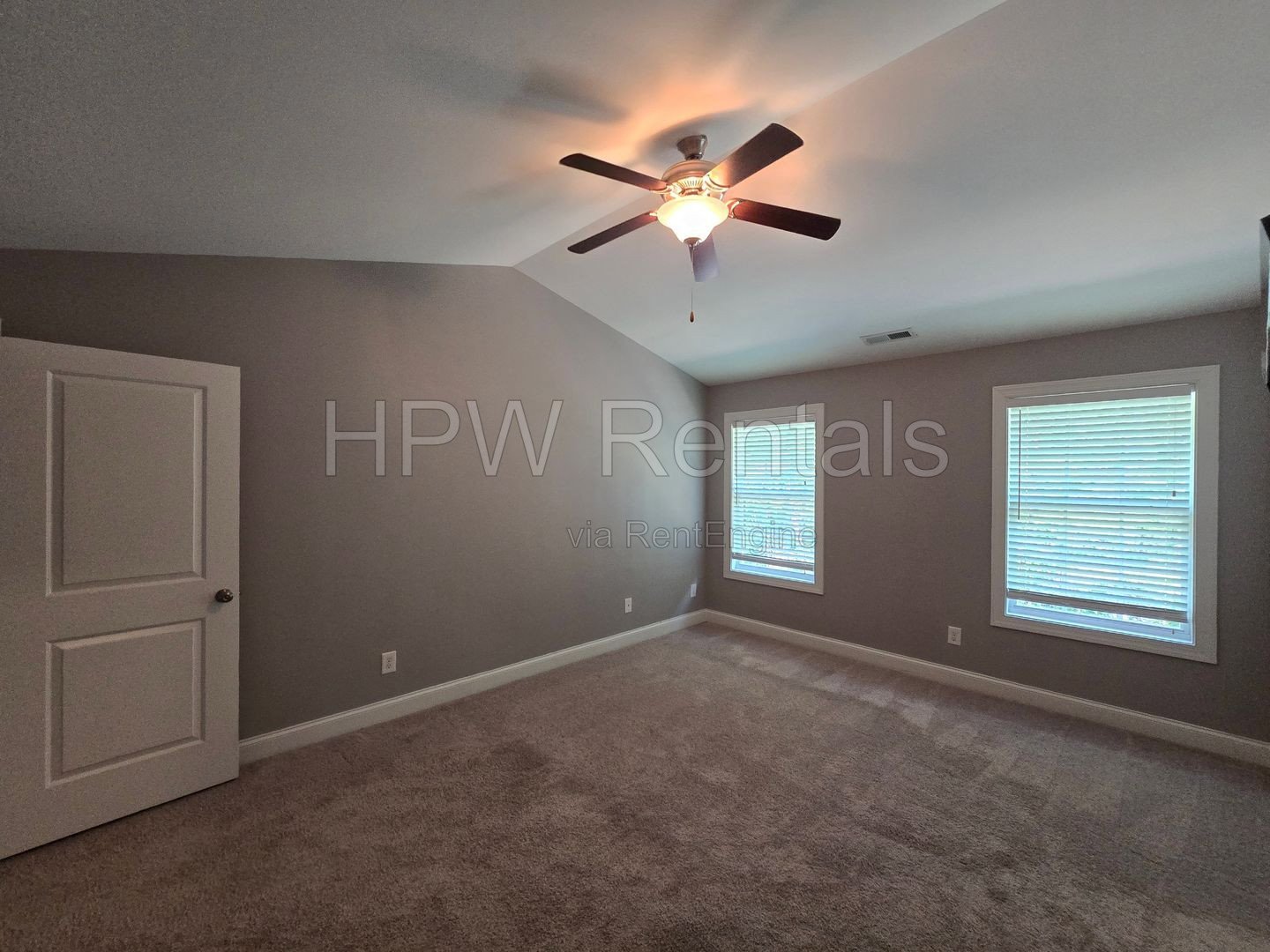 Available NOW! property image