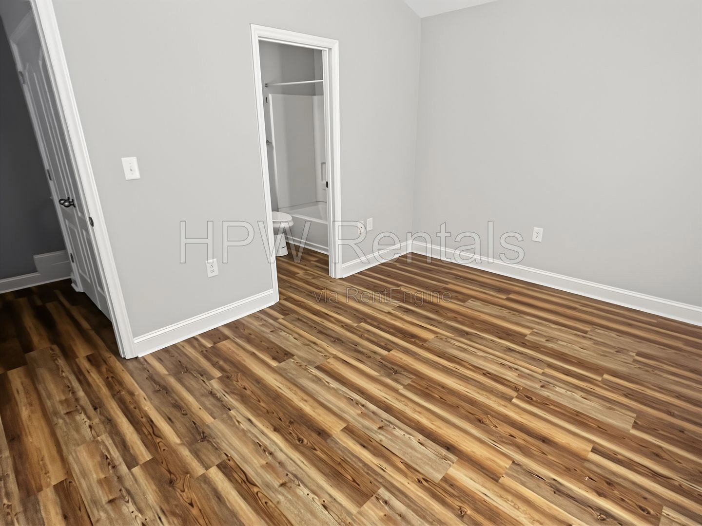 3-Bedroom, 3-Bath Condo with Sunroom and Covered Balcony property image